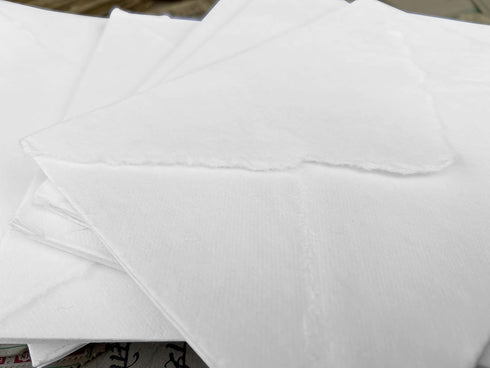 Wanderings Handmade White Deckle Edge Envelope - 4.25x6.25" - 25 Pack for Announcements, Crafts