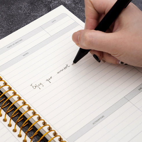 Meeting Notebook for Work, 120 Sheets Meeting Planner Organizer for Office Meeting Agenda, A5 Black Notebook