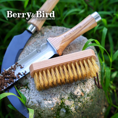 Berry&Bird Brass Brush, Ashwood Premium Brass Wire Brush with Cowhide Lanyard, Heavy Duty Wire Brushes for Cleaning
