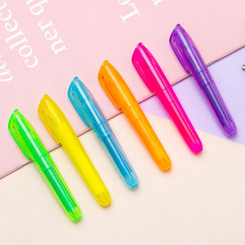 YYaaloa Mini Highlighter Nurse Pen Set, 2 Nursing Keychain Clips, 2 Tip Highlighter, 2 Permanent Marker Pens