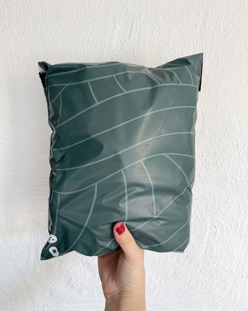 Impack Biodegradable Mailers - 25 Pack Flat Shipping Bags, Self-Seal, Waterproof Thick Mailing Envelope for Clothing