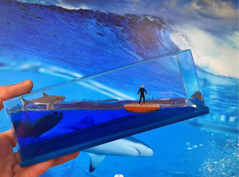 Honsheng Unsinkable Surfing Boy Wave Boat Fluid Toy in a Box bottle Acrylic Paperweight Desk Decorations Toy Gifts