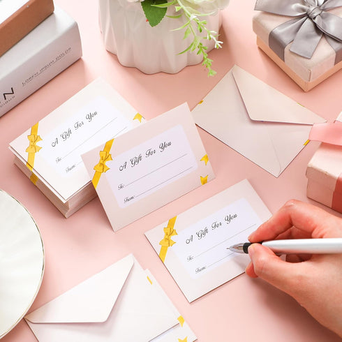 Gueevin 600 Pcs Mini Gift Card Envelopes, Holiday Gift Card Sleeves for Note Mailing, 3.69 x 2.69 in (Gold)