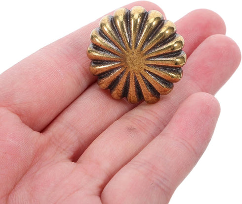 INOOMP Vintage Brass Flower Cabinet Door Knobs, Retro Daisy-Shaped Drawer Pull Handles for Dresser, Cupboard, Shoe