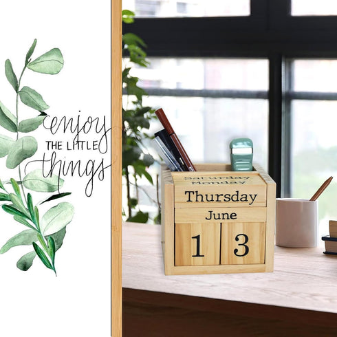 Wooden Blocks Perpetual Calendar with Pen Holder, Natural Pine Wood Desk Organizer