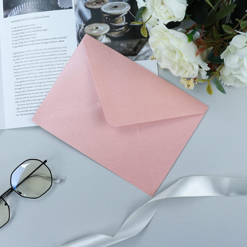 YINUOYOUJIA 50 PCS 5 x 7 Pearl Pink A7 Envelopes, V Flap Invitation Envelopes, Perfect for Weddings, Birthdays,