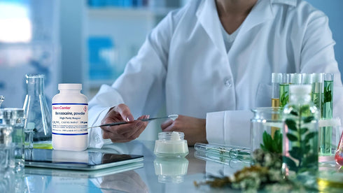 ChemCenter 100 Benzocaine, High Purity, Ultra Fine Powder, Grams