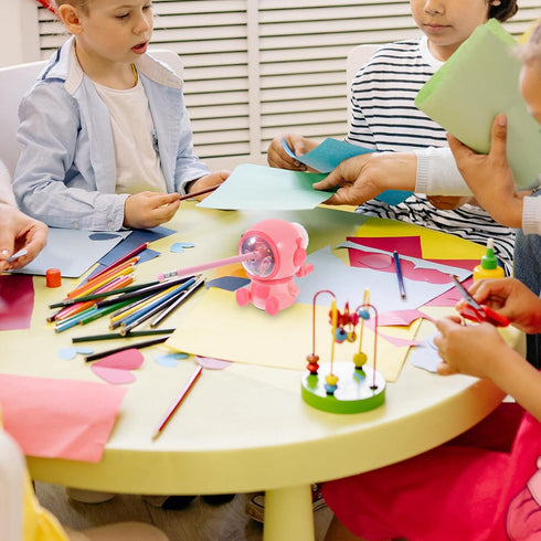 SEWACC Hand Crank Pencil Sharpener Cartoon Astronaut Spaceman Shaped Manual Sharpener for Colored Makeup Pencils Pink