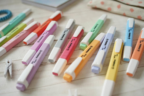 STABILO Swing Cool Highlighter Set, 8 Fluorescent/Pastel Highlighters