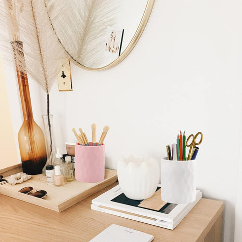 Pen Holder, Nordic Style Silicone Waterproof Pencil Holder for Desk, Simple & Modern Minimalist Makeup Organizer for