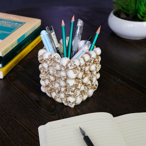 Halloween Decor Skull Pen Holder, Goth Human Skull Makeup Accessory for Desk, Gothic Pencil Cup