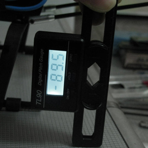 RYUJNDK Professional Digital Gauge with LCD Backlight Screw Gauge, Battery Powered Angle Measurement Tool for Plane Toy