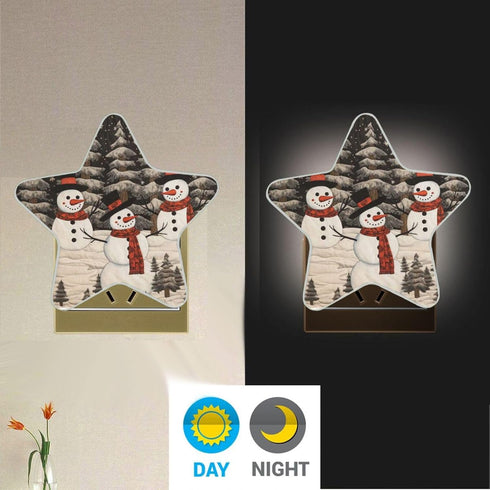 ALAZA Retro Snowman Landscape Merry Christmas Star Shaped LED Night Light Dusk to Dawn Sensor Plug in Night Home Decor