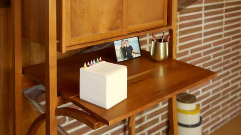Three by Three Seattle jOTBLOCK Square Chunky Sketchpad: 550 Sheets with 6 Colored Pencils for Memos, Notes, Drawings,