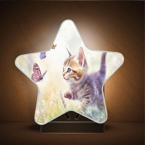 Burbuja 0.2W Kitten Chasing Butterflies in Lavender LED Night Light Plug into Wall Star-Shaped Nightlight Dusk to Dawn