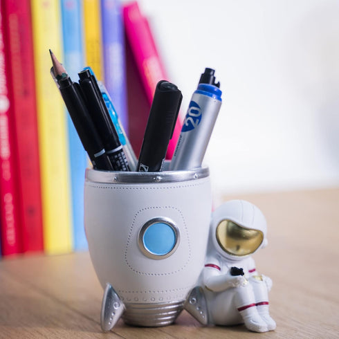 Pen Holder, Astronaut Stand for Desk, Decorative Resin Pencil Organizer, Ideal Gift for Office or Classroom