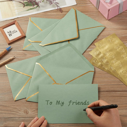 Homtable 50 Pack A7 Envelopes with 5x7 Folded Cards and Gold Stickers for Office, Wedding, Invitations