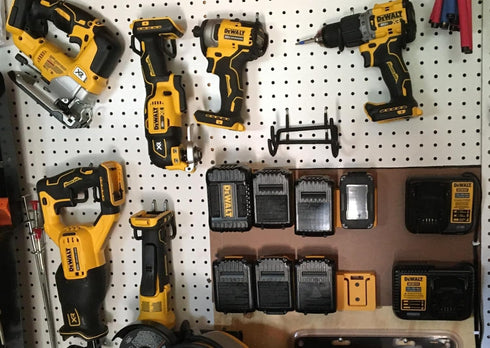 Battery Rack Compatible with DeWalt 20V Battery Holder, Mount 4 Slot Bulk Battery Garage Tool