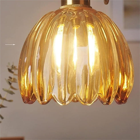 LILIUPEILONG Glass Chandelier, Petal-Shaped, Adjustable Height, Suitable for The Bedside of The Kitchen and Dining