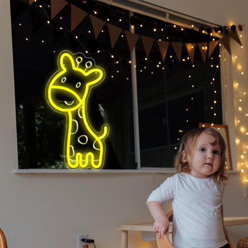 HOUJAUMAI 5V Giraffe Gifts for Kids Bedroom Night Light with Baby Smart Giraffe Lamp Cool Room Decor Bedside Lamp Boys