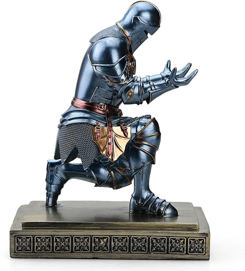 Medieval Armored Warrior Knight Pen Holder Desk Organizers and Accessories Resin Pencil Holder Paperweight as Gift