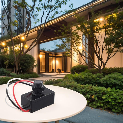 UrbanHui Photoelectric Dusk to Dawn Sensor Switch for Outdoor Lighting For Energy Conservation and Weather Resistant