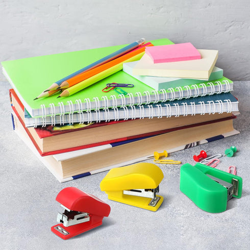 Mini Stapler with Staples, Portable Small Hand Held Stapler, Multicolor Kids Stapler Set for Office School (30 Pieces)