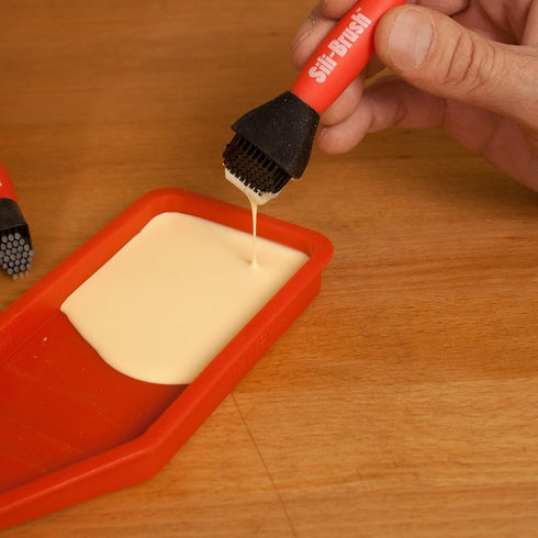 Sili Complete 4-Piece Silicone Glue Kit, Wood Glue with 2 Silicone Brushes, Tray & Comb Applicator Set
