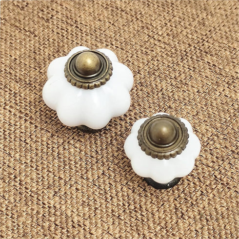 Yingluno 10pcs Screw(22mm Pull Knob Retro Style Cabinet Bedside Cupboard Door Pull Handle Pumpkin Knobs for Dressers