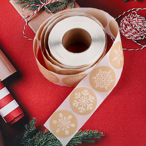 Ruisita 600 Pieces Kraft Snowflake Stickers, Self Adhesive Labels for Christmas Winter Favor Seals