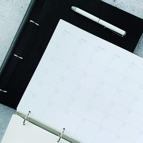 Filofax Clipbook, A4 Size, Classic Monochrome Collection, Refillable Notebook in Black (B144000)