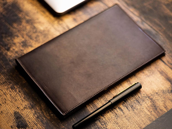 Leather Journal Large 5" x 8.25" Vintage Writing Notebook with Lined Pages, Handcrafted Leather Cover for Men, Women,