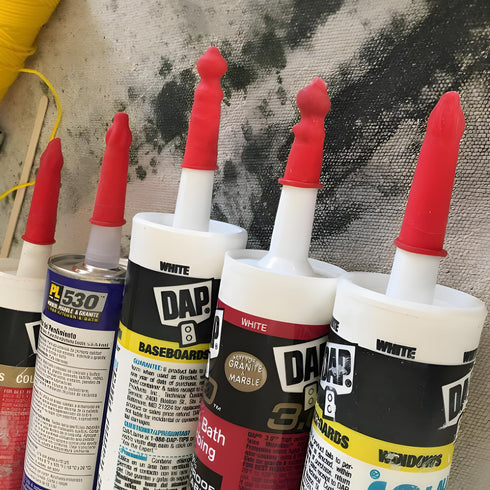 40 Pcs Red Caulk Saving Cap, Caulk Finishing Tool, Sealing Caps for Preserving Caulking Tubes