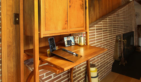 Three by Three Seattle Desktop to-Do Board, 5.5 x 9 Inch Organizer, Includes 4 Markers - Golden Board