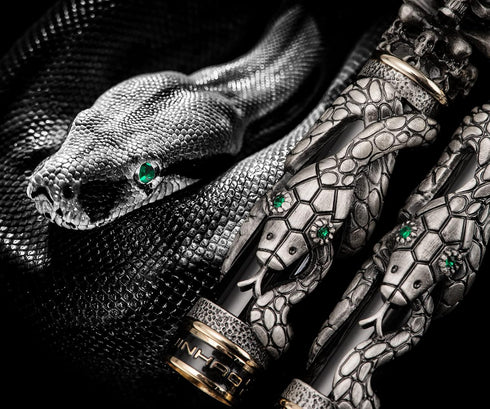 Jinhao Snake Roller Ball Pen, Black Color with Solid Metal Skull Head