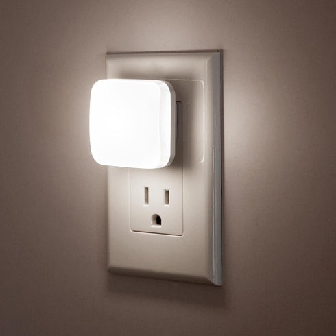 LED Night Lights Plug into Wall, Nightlights With Light Sensor Dusk to