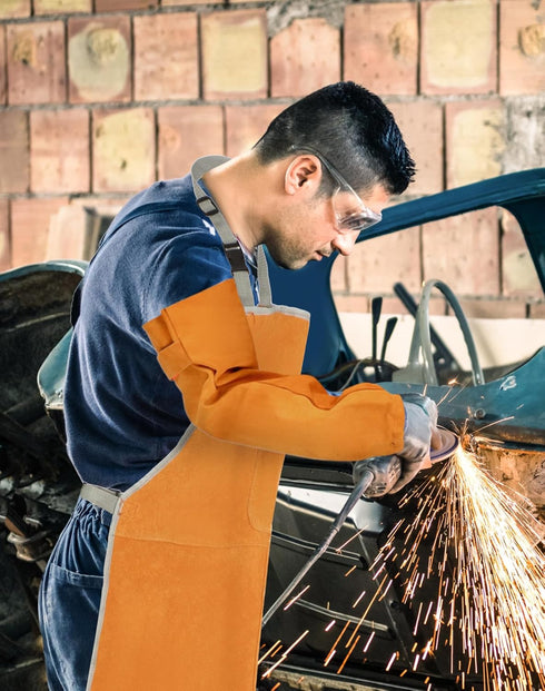 Set, QWORK Welding Apron& Sleeves, Welding Work Protectors Heat and Flame Resistant Leather Work Shop, Blacksmith