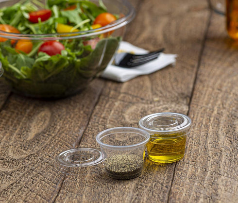 Clear Disposable Plastic Portion Cups (1 Oz, 100 Sets) - Jello Shot Cups with Lids for Condiments, Sauce, Dressing