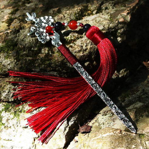 Chinese Metal Bookmarks with Tassel, Vintage Bookmark with Handmade Silky Tassel for Book Lovers