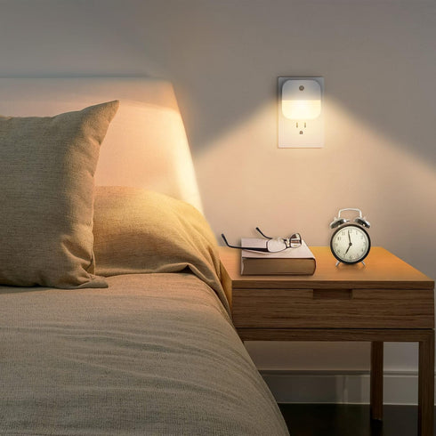 YRWXZYO 6 Pack Night Light Plug in, Warm White LED Nightlights with Smart Dusk to Dawn Sensor, Plug into Wall