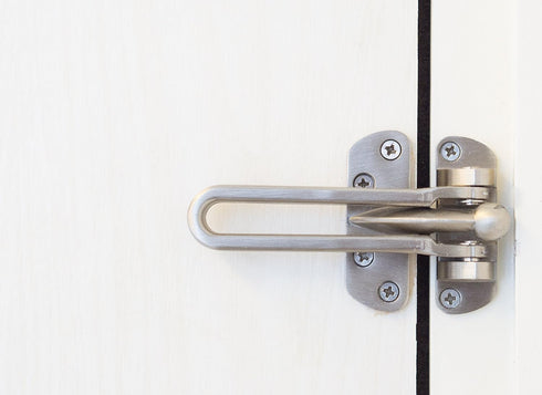 N335-984 804 National Hardware Door Security Guard Satin Nickel Die-Cast Steel Latch for Interior and Exterior Wood