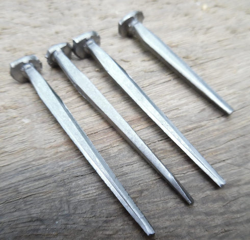 2.5" Clinch (8d) 2.5 inch (1, LB) - Antique nail - Decorative nail for hanging, flooring, furniture, barn door