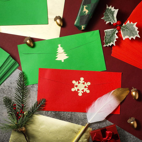 Christmas Envelopes with Green and Red Design, 200 Pcs Self Adhesive Greeting Card Pockets for Holiday Letters