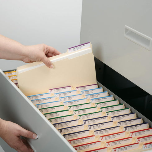 Smead Manila File Folder, Letter Size, 1-1/2" Expansion, Reinforced 1/3-Cut Tab, 50 Per Box (10405)