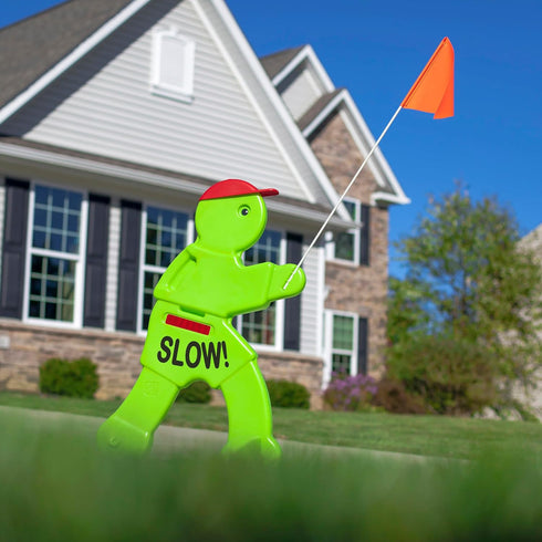 Step2 32-Inch Kid Alert Street Safety Sign, Kids at Play Signage for Neighborhood Safety, Tall Reflective Caution Sign