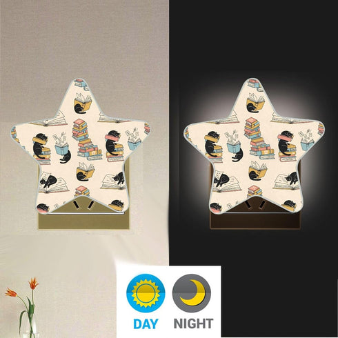Burbuja 0.2W Cat in Books LED Night Light Plug into Wall Star-Shaped Nightlight Dusk to Dawn Auto Sensor for Bedroom