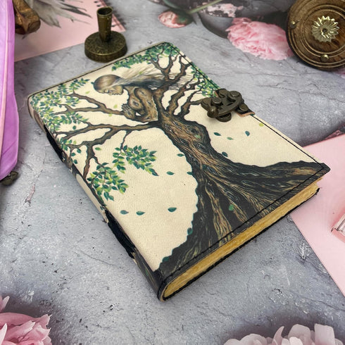 Blank Spell Book Of Shadows Journal with Lock Clasp Vintage Handmade Leather Diary for Witchcraft (7x5 Inch)
