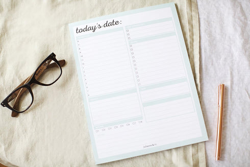 JULIANNE & CO Daily To-Do Undated Tear-Away Planner Notepads, Premium Organizer for Home, Office, 50 Pages