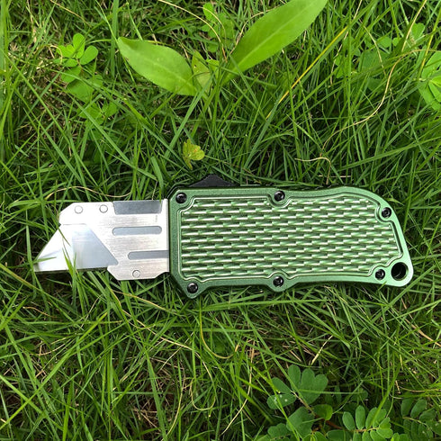 5PCS Caressolove Automatic Utility Knife, Green Razor Blades Pocket Knife, Box Cutters Retractable Heavy Duty, Premium