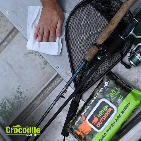 Crocodile Cloth Outdoor Biodegradable Cleaning Wipes, 80 Large Pre-Moistened Wipes with Aloe